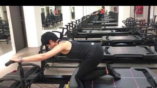 'Lagree Fitness｜Lat pulldown（手臂、掰掰袖訓練）'