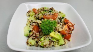'Quinoa Fitness Salat - zum Abnehmen und Energie tanken, mit vielen Vitaminen. Vegan'