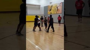 'LA Fitness Basketball 5'
