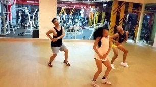 'Street Dance Class We fitness kru Junie'