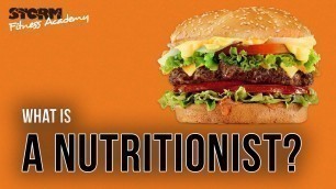 'What is a nutritionist? | Storm Fitness Academy'