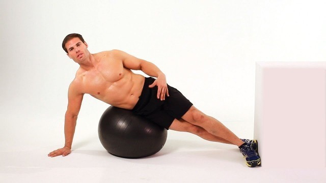 'How to Do Side Crunch on Exercise Ball | Ab Workout'