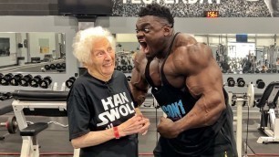'Grandma Heckles Bodybuilders Part 3 | Ross Smith'