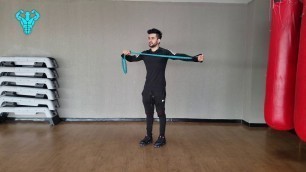 'TRICEP SIDE PRESS - RESISTANCE BAND WORKOUTS'