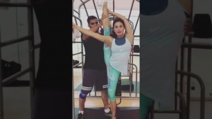 'Bollywood Actress Jacqueline Fernandez | Jacqueline Fernandez Gym Workout Video'