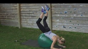 '5 Minute Stability Ball Core Workout'