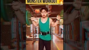 'Tiger Shroff 140Kg Weight Lifting In Gym #Shorts Blockbuster Battes'