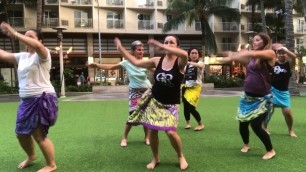 'HOT HULA fitness® with Nickie - Siva Demo Waikiki Beach Walk Honolulu, HI'