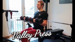 'Valley Press - die Übung für den MUSKELAUFBAU der Brust (Fitness Anleitung)'