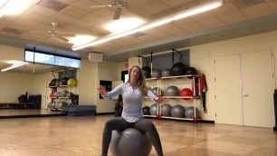 'Exercises sitting on the exercise ball'