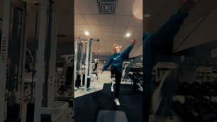 '17. Türchen - Swantje Heimburg mit Fitnessübungen für Zuhause'