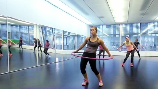 'Coach - Un petit tour de « Hula hoop »'