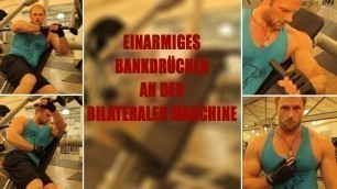 'Einarmiges Bankdrücken erklärt - Training Brustmuskeln | Brustübungen Fitnessstudio - neuer Reiz'