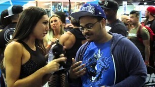'Fat Guy Picks Up Fit Chicks At The Fit Expo'