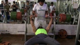 'Bench press by nikhil teotia 140kg'
