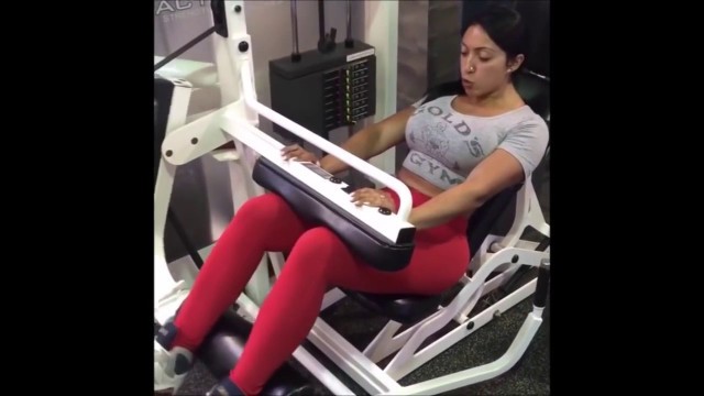 'GYM BIG BUSTY FEMALE Sumeet_Sahni_Sexy_Workout___08_08_2016_s01'