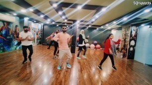 'Get ready | Goumi Goumi | Zumba dance | Dance fitness | myriam fares  | Abhishek zumba | bellydance'