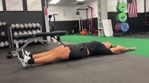 'Fitness Rx Exercise Library: How to do a Full Extension Crunch'
