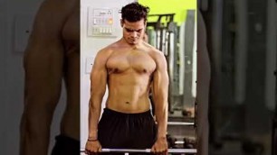'Deadlift motivation by Indian fitness model'