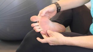 'How to Remove Toe Cramps : Smart Fitness Tips'