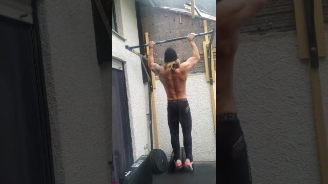 'time to get serious again #pullups #fitnessfaqs'