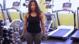 'Rolling Shoulder Shrugs : Strength & Fitness Tips'