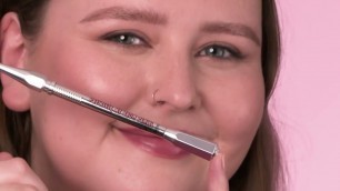 'Benefit Cosmetics España - Tu lápiz ultrapreciso para definir tus cejas: Precisely, My Brow Pencil'
