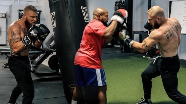 'Pad Drills & Heavy Bag Conditioning Workout for Boxing/MMA | Phil Daru'