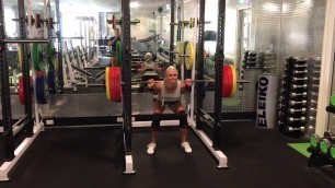 'WBFF Pro Lauren Simpson 150kg squat at 59kg, March 2017'
