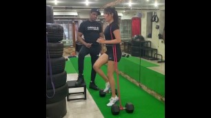 'Sushant Singh Rajput lover rhea chakrabothy latest fitness videos spotted in Mumbai gym'