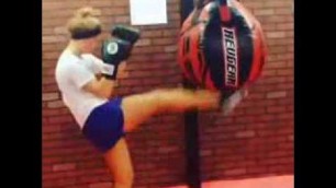 'Sophia Killing the 9Round 30 Min Kickbox Fitness Workout'