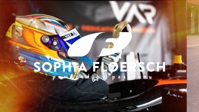 'Sophia\'s VLOG #1 / Gym & Sim days at my F3 racing team'