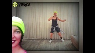 '#Zumbafitness #song  #yoquiero @johnmikecl #bychoreo @zin.mavibakis online derslerimiz devam ediyor.'