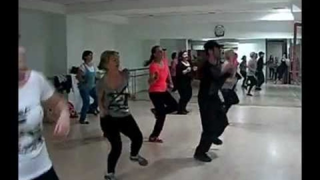 'Danza Kuduro Zumba Dance Fitness İzmir Belediye Dans Dersleri izmir'