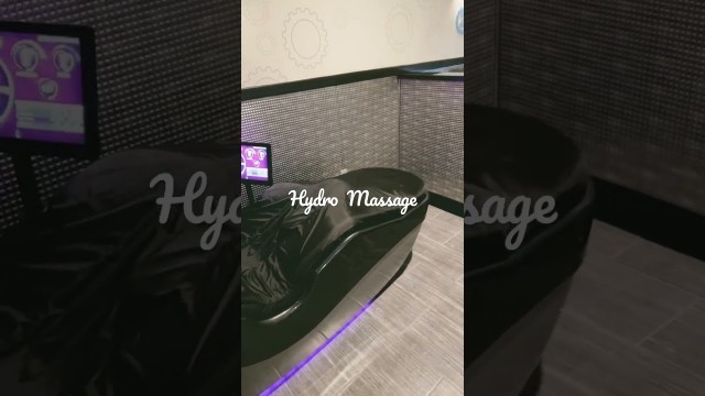 'Planet Fitness Hydro Massage chair 