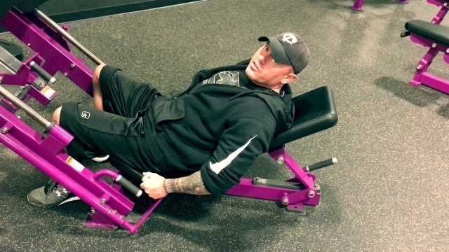 'Planet Fitness - How To Use Leg Press Machine'