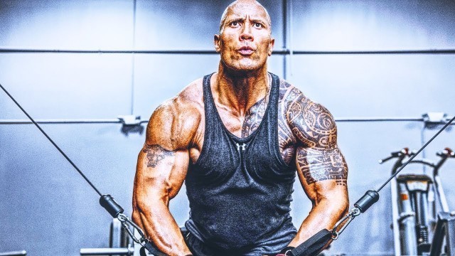 'Muskelaufbau wie The Rock! Trainings- und Ernährungsplan'