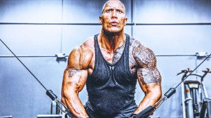 'Muskelaufbau wie The Rock! Trainings- und Ernährungsplan'
