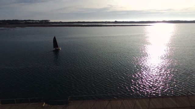 'Bebop 2 flying around above Esposende\'s fitness parc'