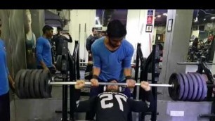 'The gym health planet shalimar bagh... Workout by Vishal... 160 kg bench press...Like the Video ..'
