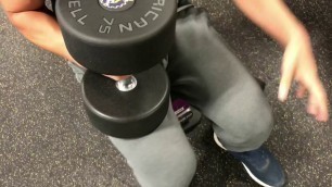 'Teen does dumbbell bench press for the first time | Using the heaviest dumbbells at Planet Fitness'