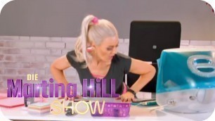 'Fitness Workout im Büro: Jamie Powers zeigt wie! | Die Martina Hill Show | SAT.1 TV'