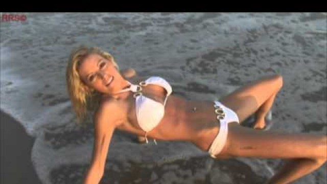 'Sharon, fitness model, sexy bikini swimsuit portfolio photo shoot on Malibu Beach with Rob Sims'