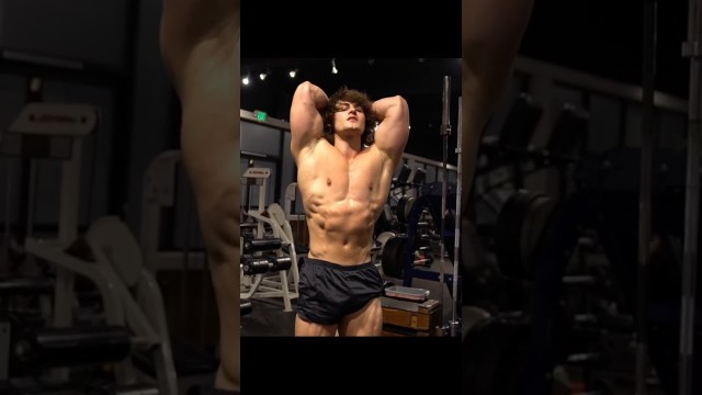 'Jeff Seid gym possing|Workout Motivation|Male fitness model'
