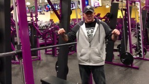 'Planet Fitness Smith Machine - How to use the Smith Machine for the bench press at Planet Fitness'