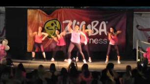 'Zumba® Fitness with Naama - Zumbathon Party in Pink 2013 (Pasarela)'
