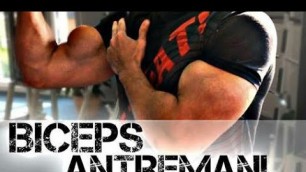 'En etkili Biceps geliştirme hareketleri -Body Building Süperset Ez bar curls'