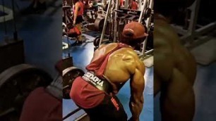 'back strong /fitness model /gym status #shorts #video'