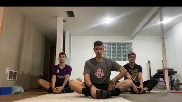 'Cool Down Stretching Exercises - Group Fitness - Fred Colares Video'