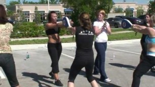 '20090404 Cardio Kick Boxing at Shapes Total Fitness for Women'